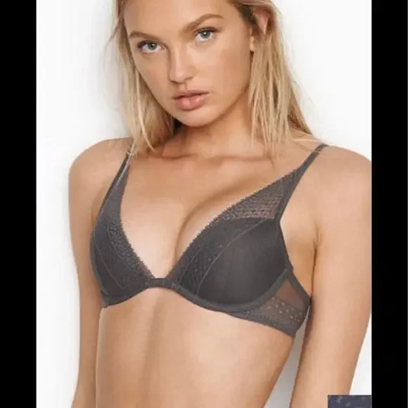 Victoria's Secret incredible plunge bra bundle of two in black & nude both 34DDD